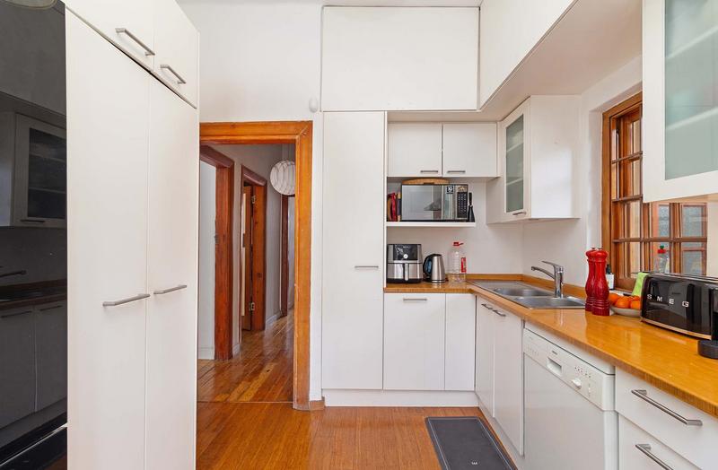 2 Bedroom Property for Sale in Sea Point Western Cape